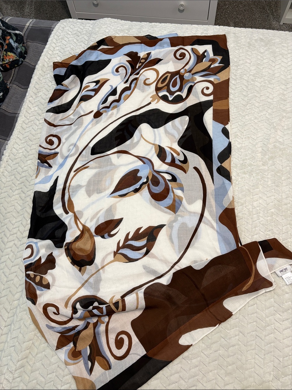 Decorative Floral Quilt Cover in Cream, Brown & Light Blue
